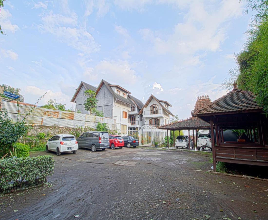 למבאנג D'Journey Hotel מראה חיצוני תמונה